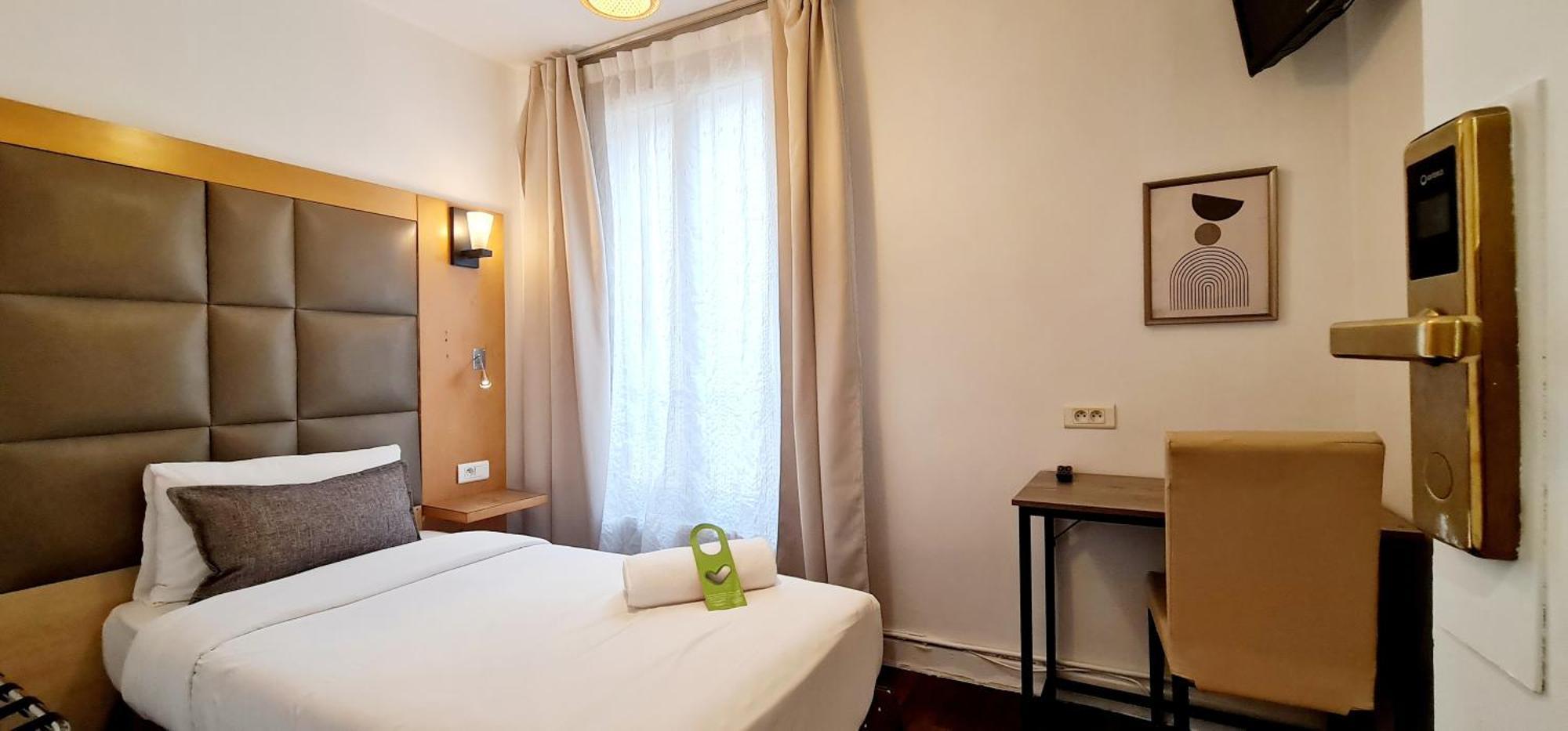 Hotel De France 18 Paris Bagian luar foto