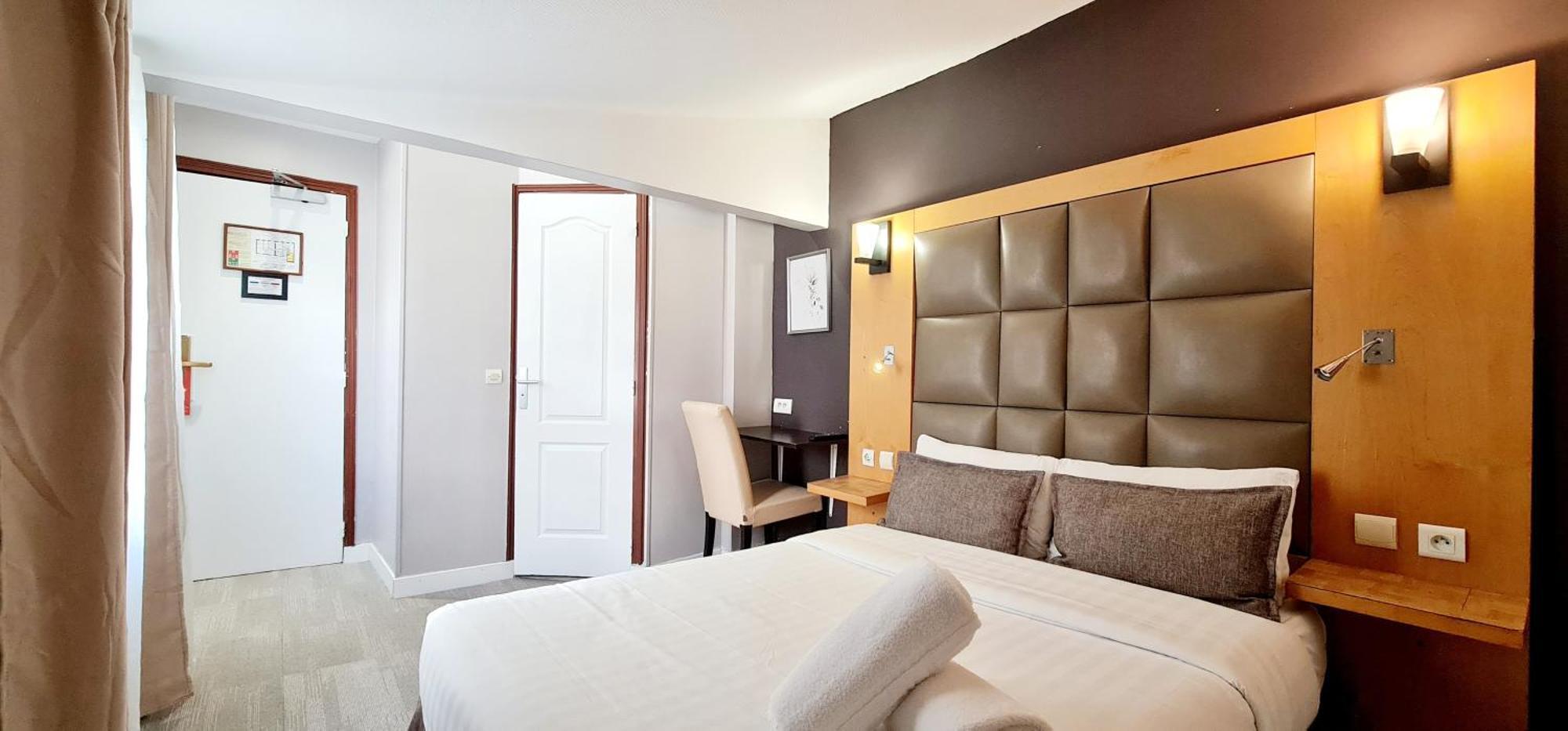 Hotel De France 18 Paris Bagian luar foto