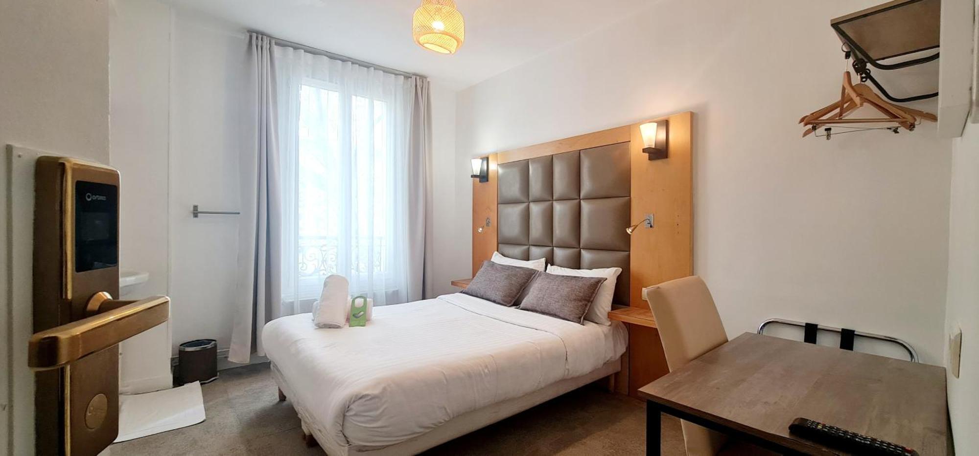 Hotel De France 18 Paris Bagian luar foto